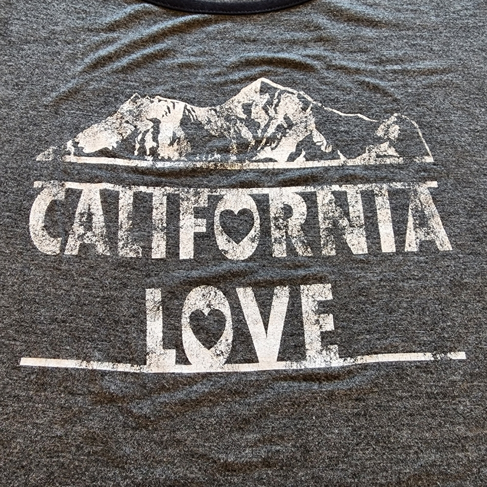 Charlotte Russe Womens California Love Gray Short Sleeve Tshirt Size Small